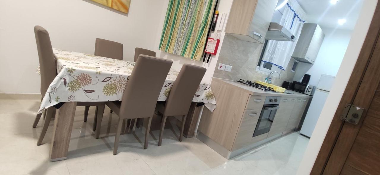 One Bed Room Apartment With Terrace Marsaskala Extérieur photo