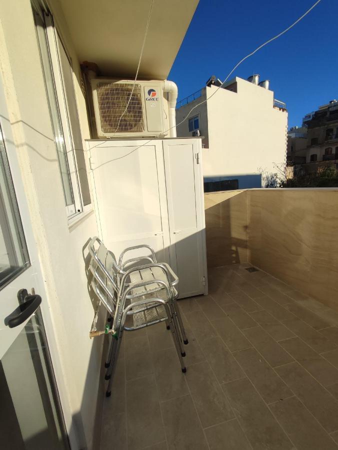 One Bed Room Apartment With Terrace Marsaskala Extérieur photo