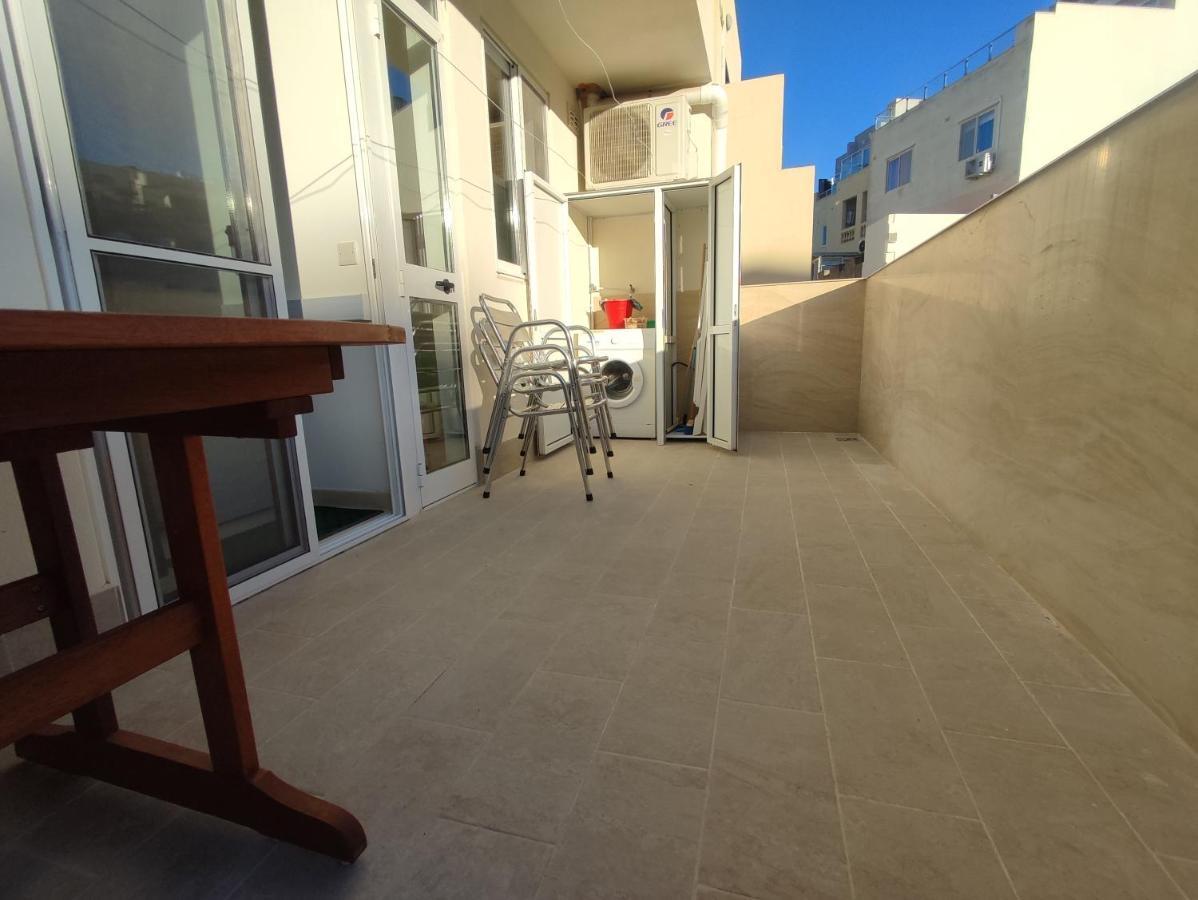 One Bed Room Apartment With Terrace Marsaskala Extérieur photo