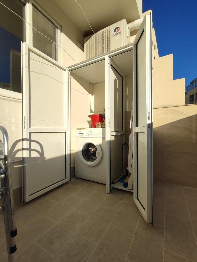 One Bed Room Apartment With Terrace Marsaskala Extérieur photo